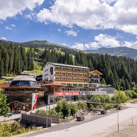 Berghotel Hochfuegen Buitenkant foto