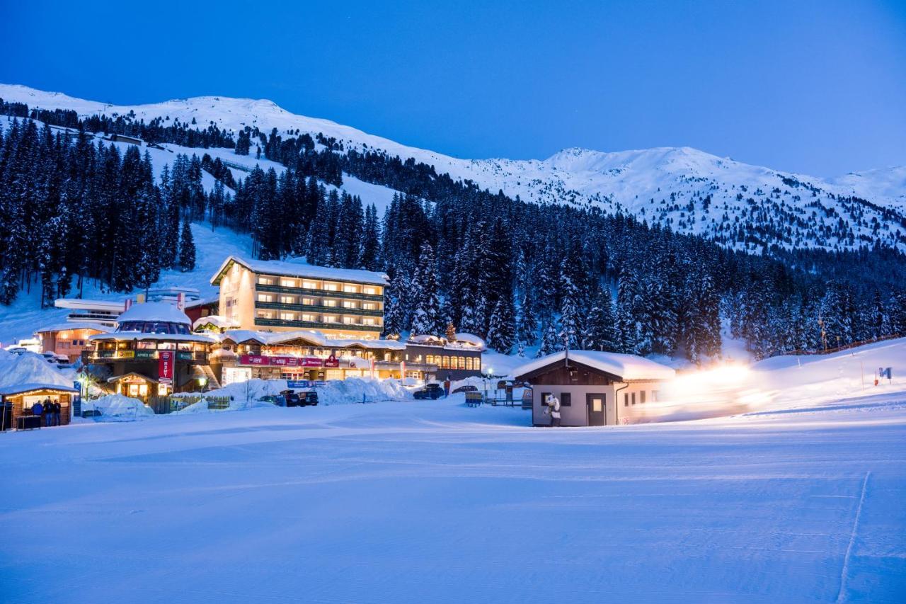 Berghotel Hochfuegen Buitenkant foto